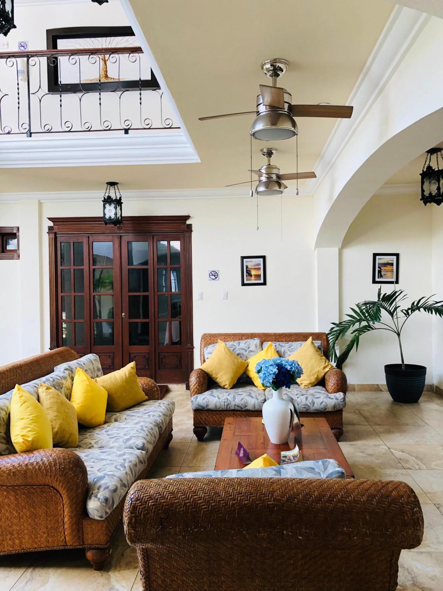 Hotel Boutique Villas Segovia Косумел Екстериор снимка