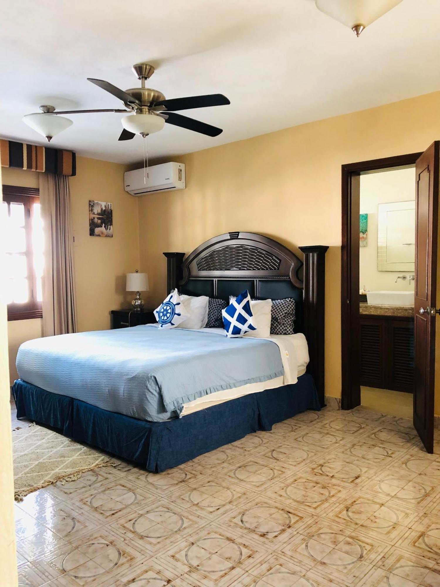 Hotel Boutique Villas Segovia Косумел Екстериор снимка