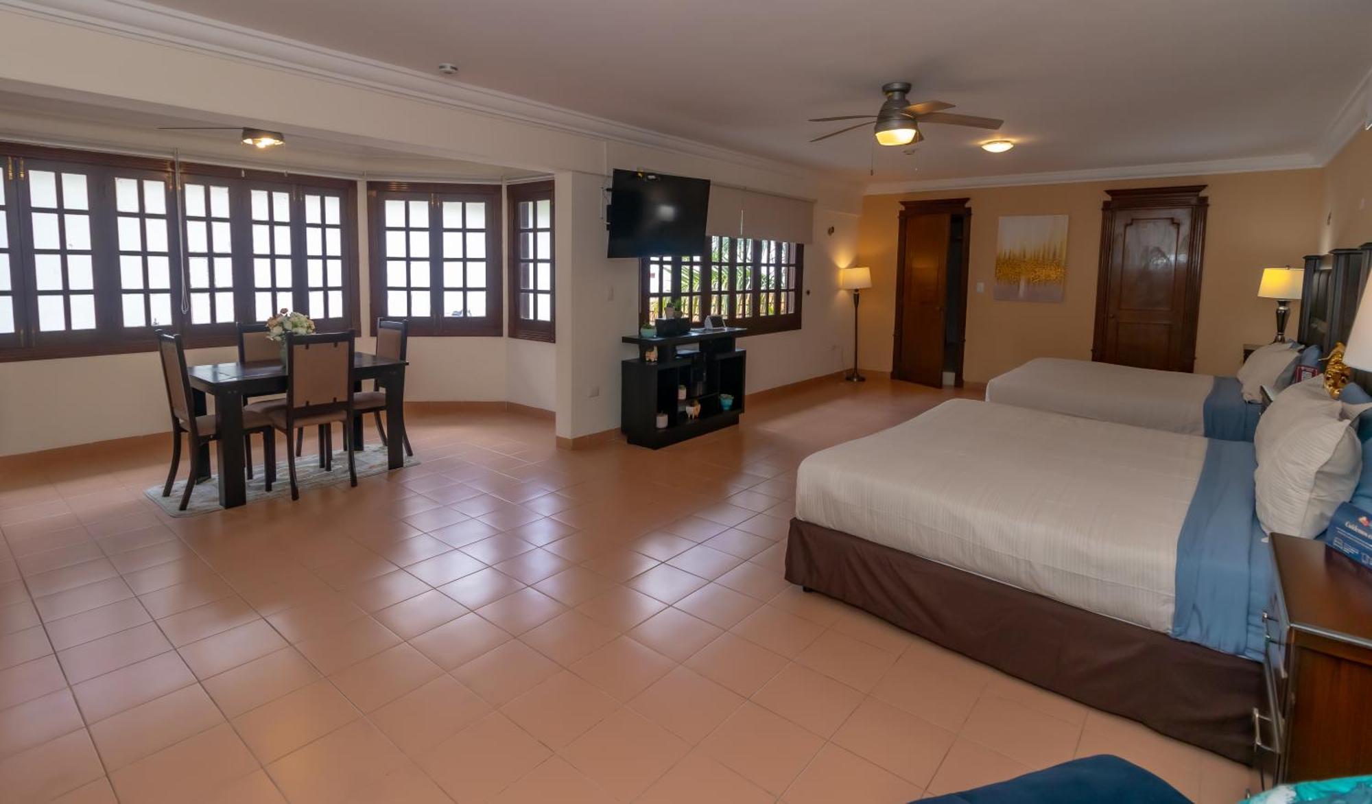 Hotel Boutique Villas Segovia Косумел Екстериор снимка